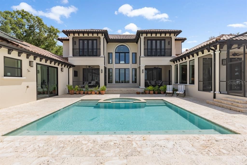 Recently Sold: $7,500,000 (6 beds, 8 baths, 7776 Square Feet)