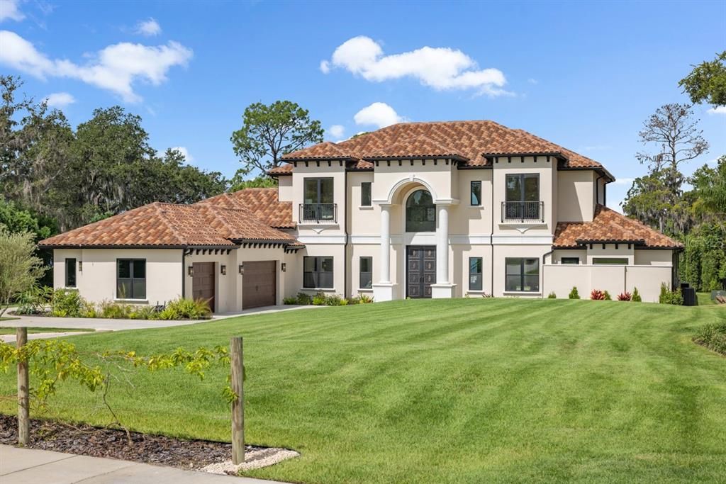 Recently Sold: $7,500,000 (6 beds, 8 baths, 7776 Square Feet)