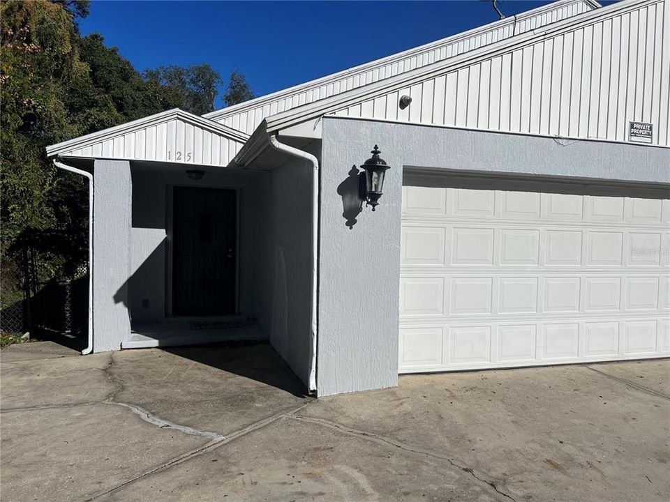 Recently Rented: $1,700 (3 beds, 2 baths, 1399 Square Feet)