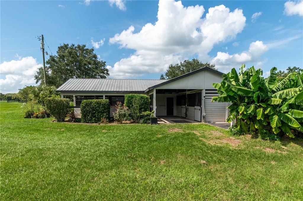 For Sale: $1,485,000 (4 beds, 3 baths, 2688 Square Feet)