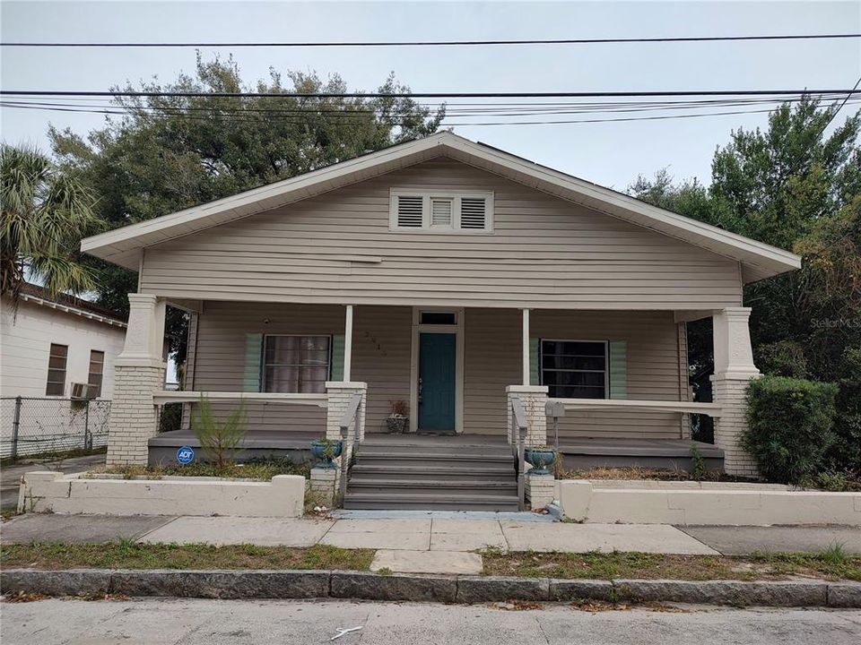 Recently Rented: $2,490 (5 beds, 2 baths, 1683 Square Feet)