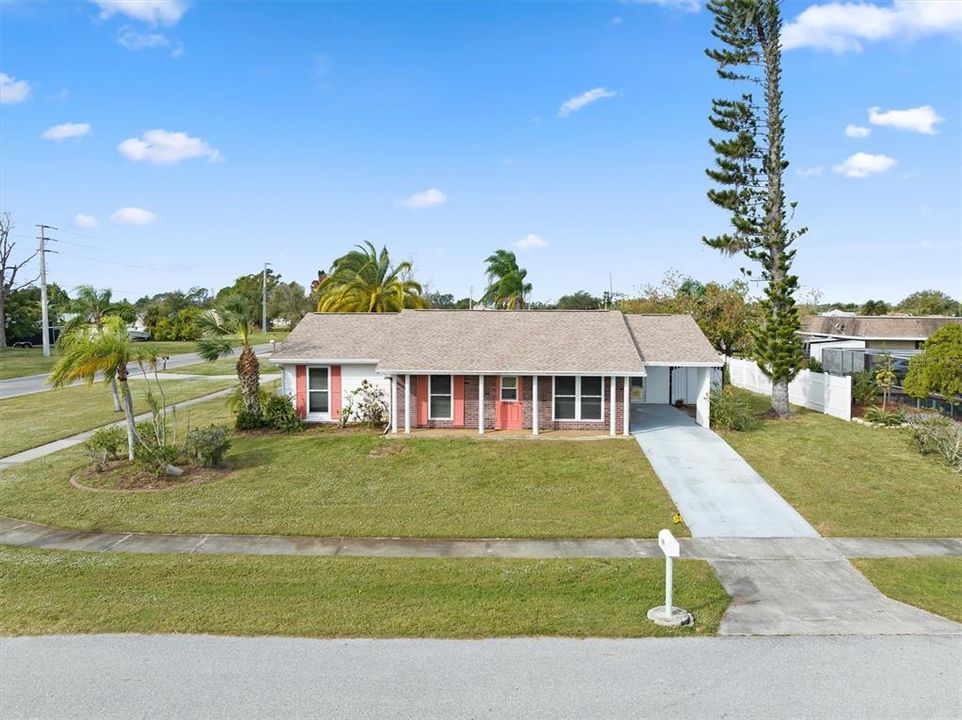 Active With Contract: $224,900 (3 beds, 2 baths, 1148 Square Feet)