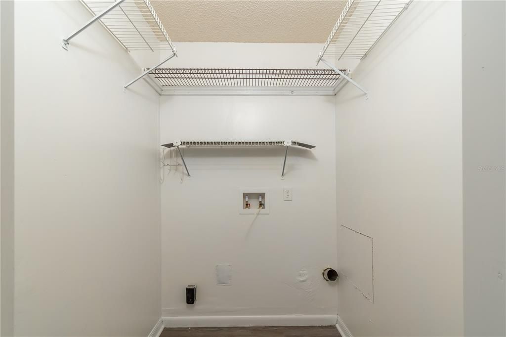 待售: $480,000 (3 贝兹, 2 浴室, 2080 平方英尺)