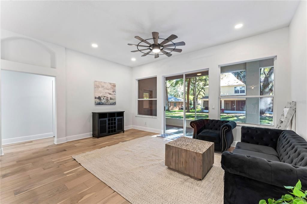 Active With Contract: $499,000 (5 beds, 2 baths, 2093 Square Feet)