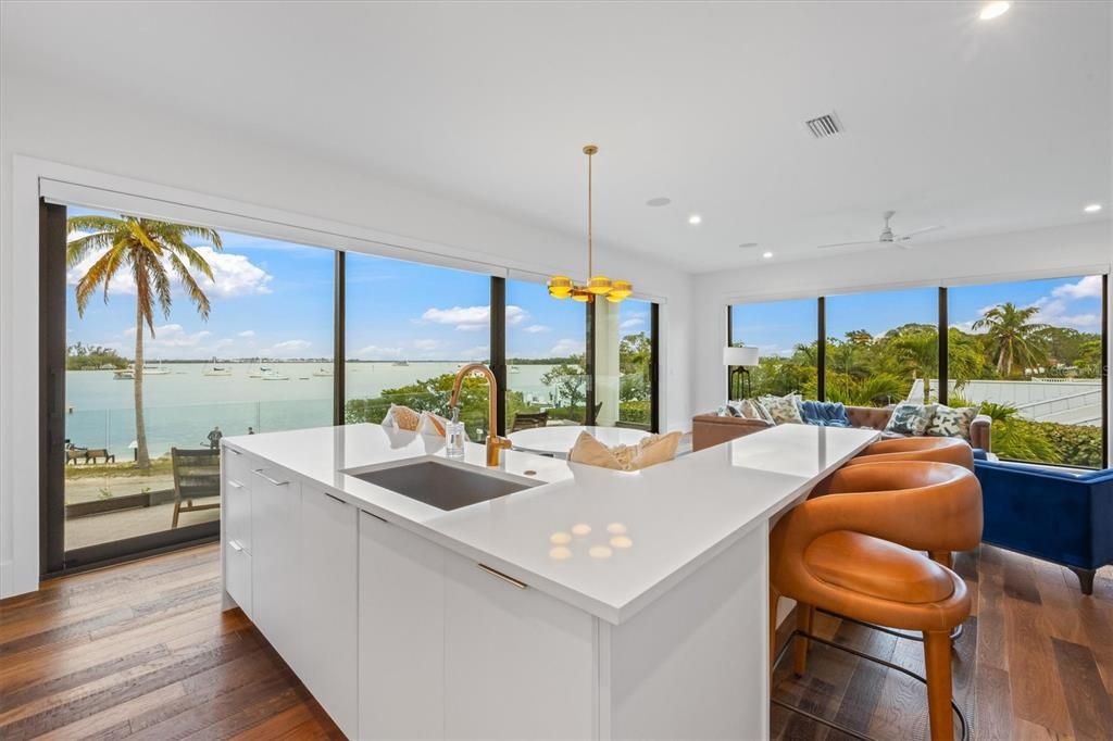 Active With Contract: $4,950,000 (4 beds, 3 baths, 3272 Square Feet)