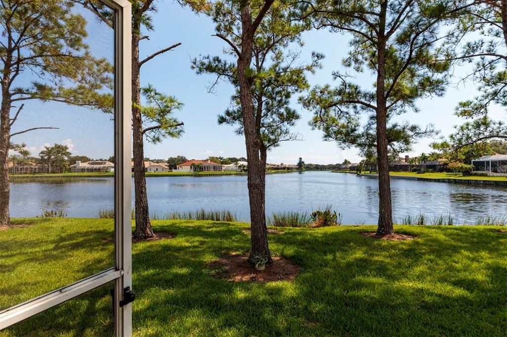 Recently Sold: $615,000 (3 beds, 3 baths, 1950 Square Feet)