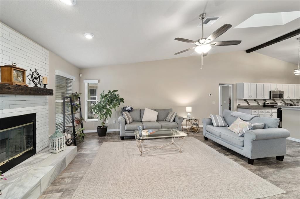 Active With Contract: $639,900 (4 beds, 2 baths, 2427 Square Feet)