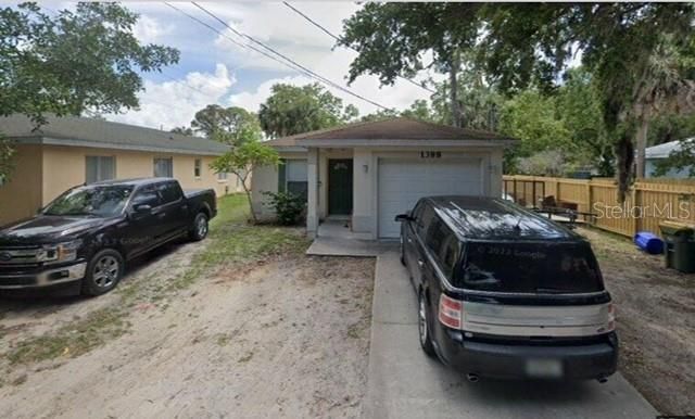 Recently Sold: $215,000 (3 beds, 2 baths, 1027 Square Feet)