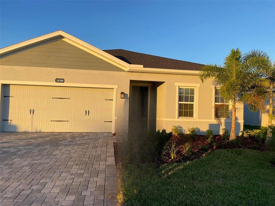 Недавно продано: $355,855 (4 спален, 2 ванн, 0 Квадратных фут)