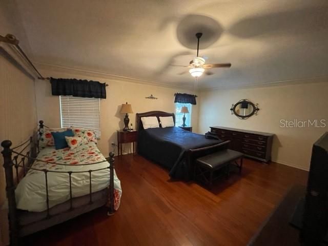 For Rent: $1,800 (2 beds, 2 baths, 1944 Square Feet)