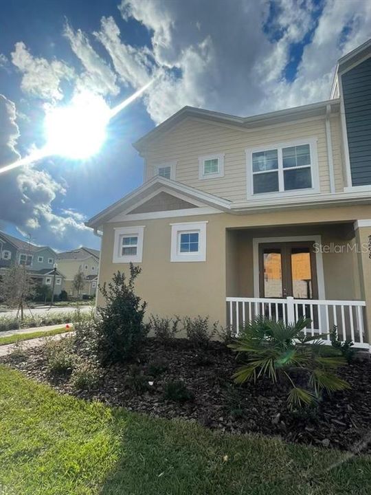 Vendido Recientemente: $461,740 (4 camas, 3 baños, 1920 Pies cuadrados)