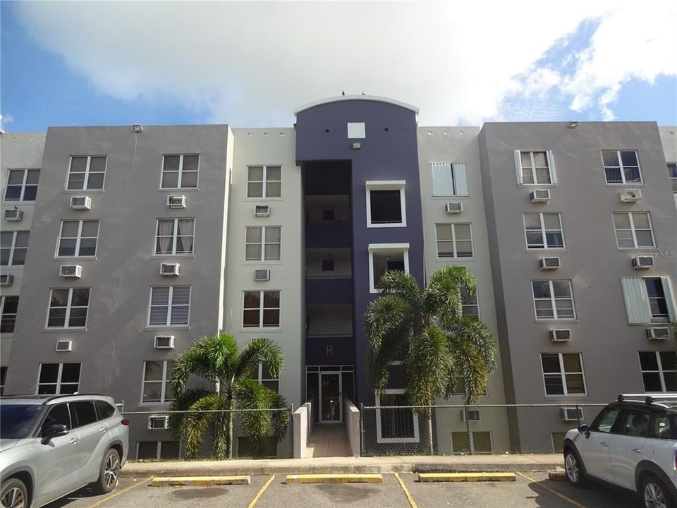 Recently Sold: $154,900 (3 beds, 2 baths, 1051 Square Feet)