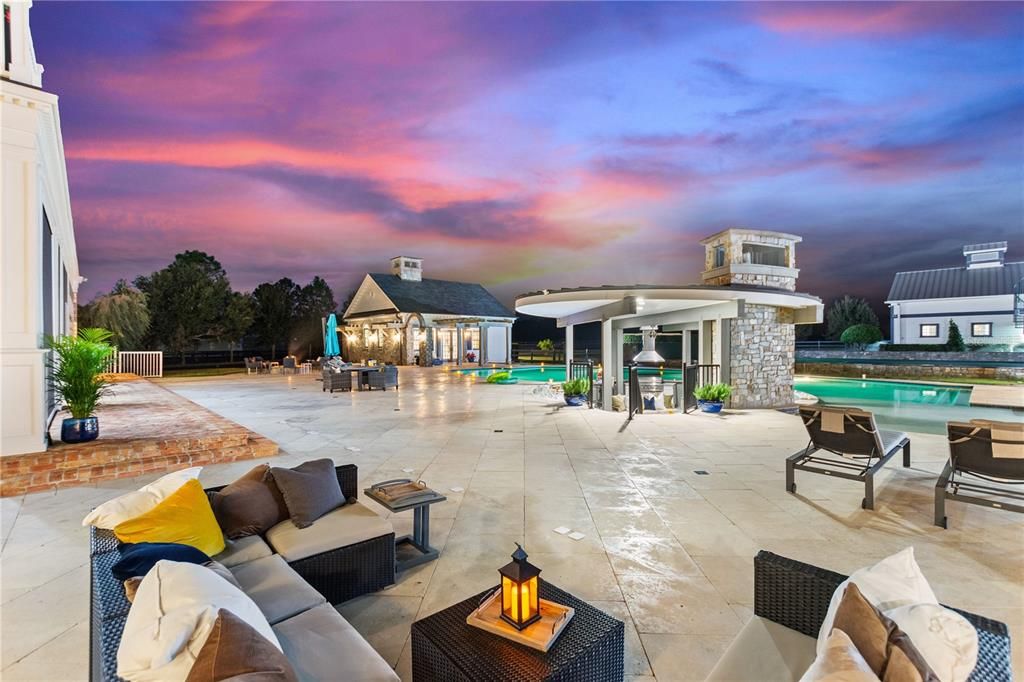 For Sale: $8,985,000 (8 beds, 8 baths, 13549 Square Feet)