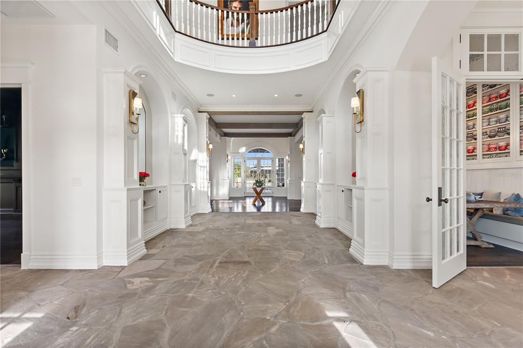 For Sale: $8,985,000 (8 beds, 8 baths, 13549 Square Feet)