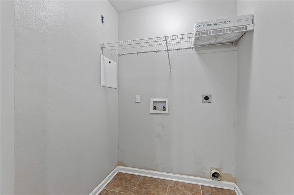 最近租的: $1,500 (3 贝兹, 2 浴室, 1173 平方英尺)