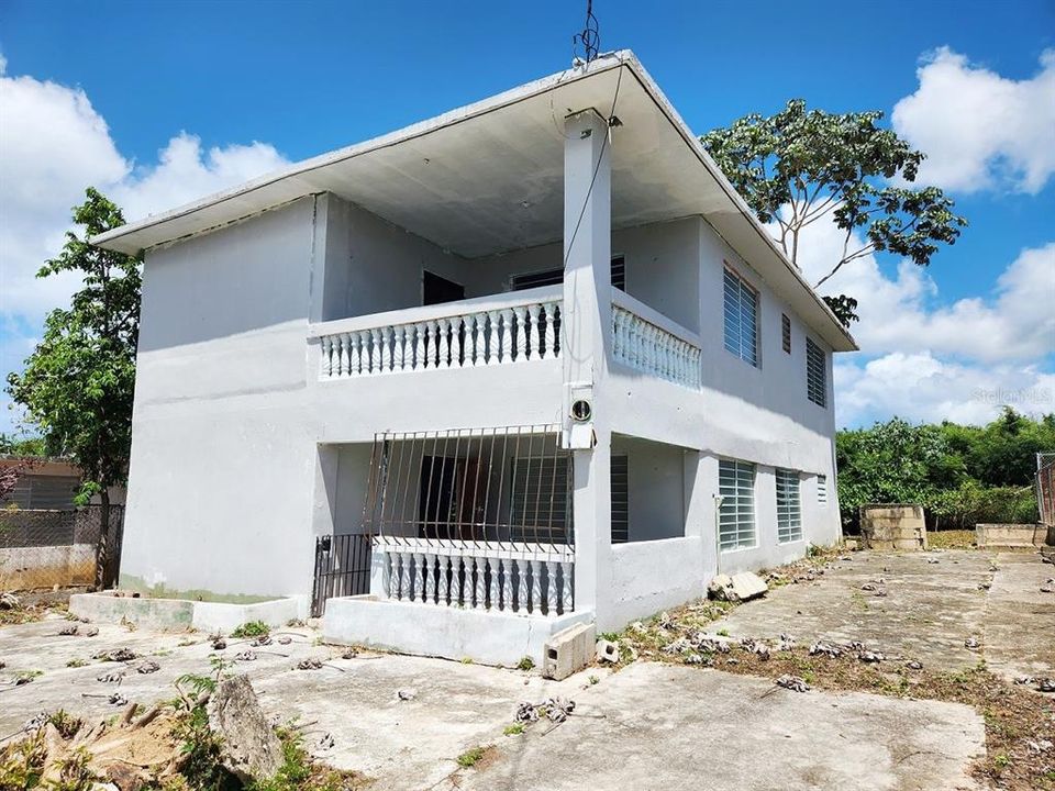 Recently Sold: $140,000 (3 beds, 2 baths, 1680 Square Feet)