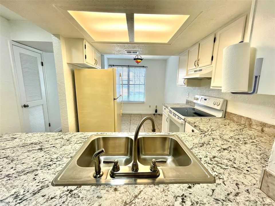 Recently Rented: $1,795 (2 beds, 2 baths, 1136 Square Feet)