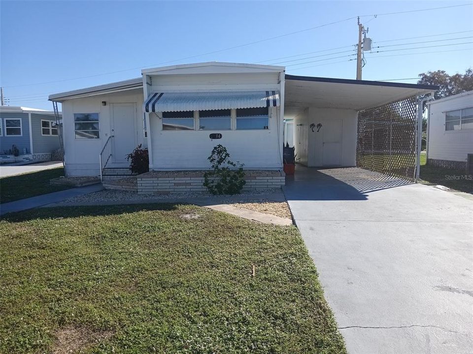 Recently Sold: $90,000 (2 beds, 2 baths, 996 Square Feet)