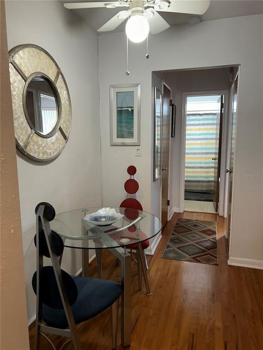Active With Contract: $77,000 (1 beds, 1 baths, 488 Square Feet)
