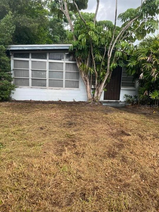 Недавно продано: $190,000 (2 спален, 1 ванн, 982 Квадратных фут)