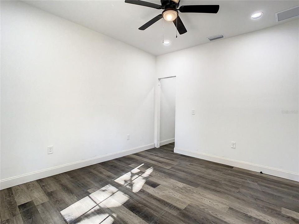 Active With Contract: $259,990 (3 beds, 2 baths, 1358 Square Feet)