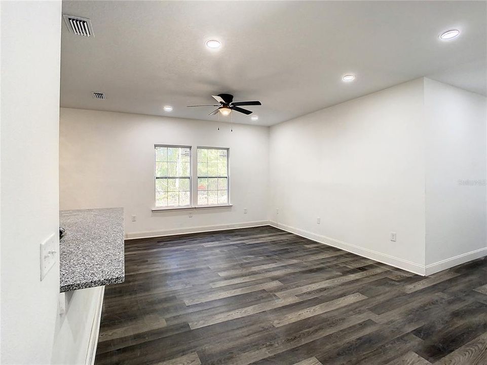 Active With Contract: $259,990 (3 beds, 2 baths, 1358 Square Feet)