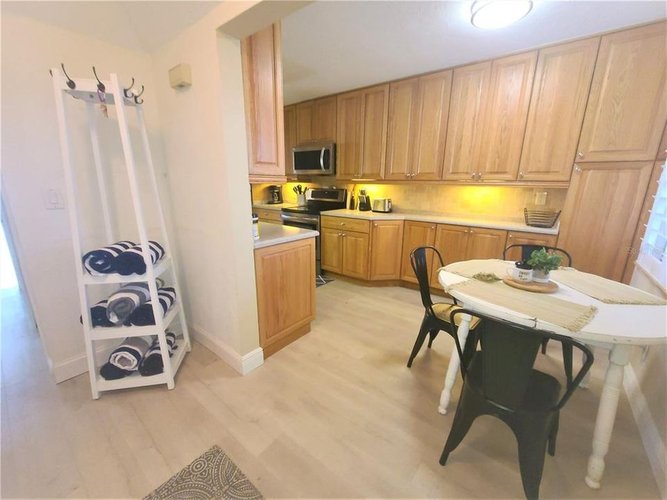 For Rent: $4,500 (2 beds, 2 baths, 1390 Square Feet)