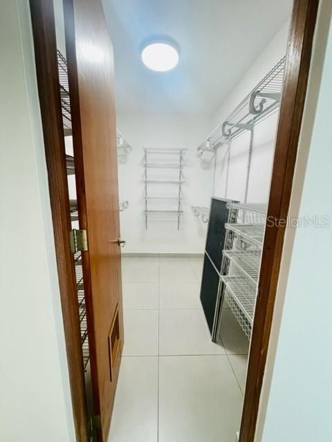 Vendido Recientemente: $689,000 (4 camas, 3 baños, 1850 Pies cuadrados)