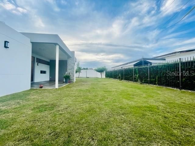 Vendido Recientemente: $689,000 (4 camas, 3 baños, 1850 Pies cuadrados)