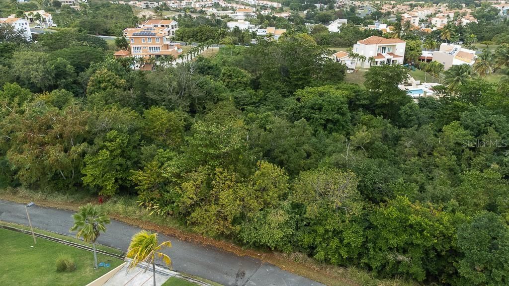 En Venta: $239,000 (0.23 acres)