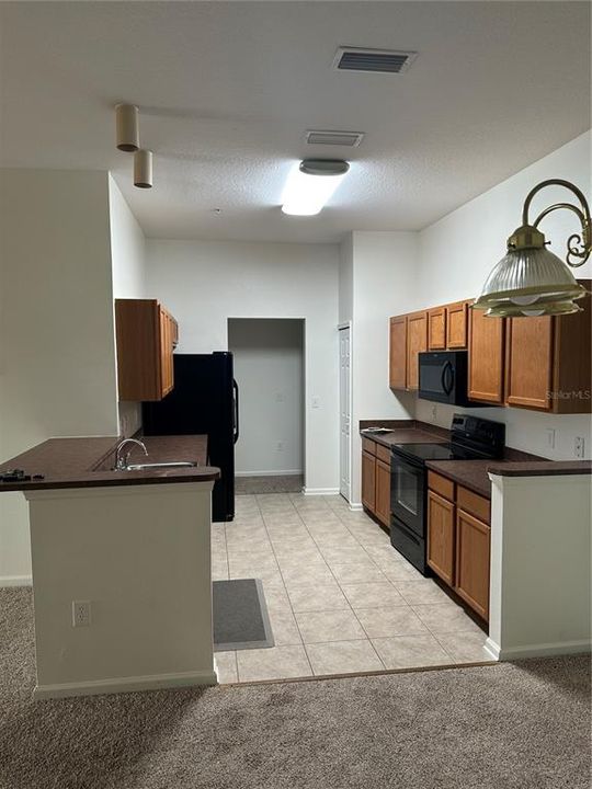 For Rent: $1,850 (2 beds, 2 baths, 1230 Square Feet)