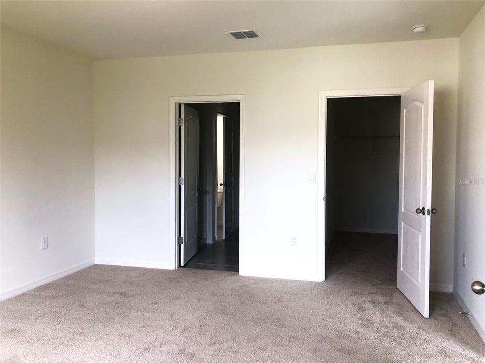 For Rent: $2,199 (3 beds, 2 baths, 1666 Square Feet)