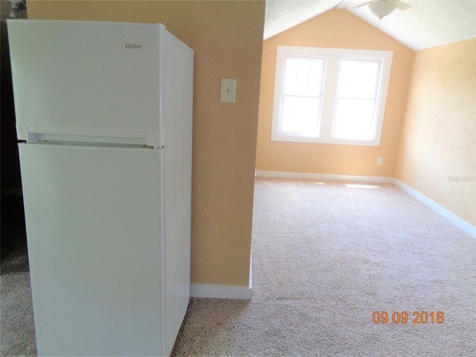 For Rent: $1,095 (1 beds, 1 baths, 636 Square Feet)