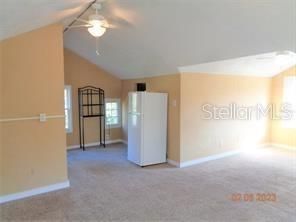 For Rent: $1,095 (1 beds, 1 baths, 636 Square Feet)