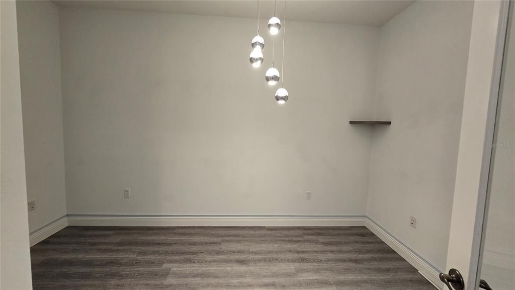 Active With Contract: $1,890 (2 beds, 2 baths, 1729 Square Feet)