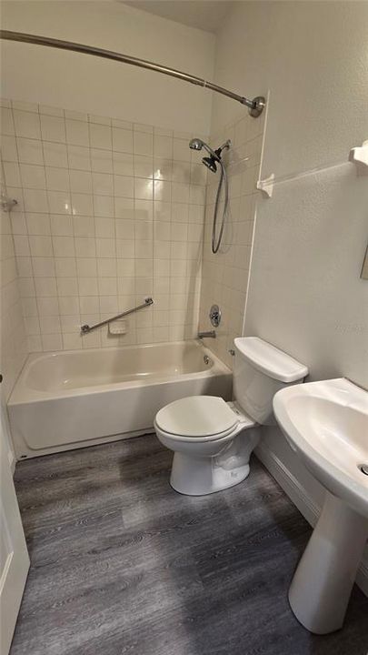 Active With Contract: $1,890 (2 beds, 2 baths, 1729 Square Feet)