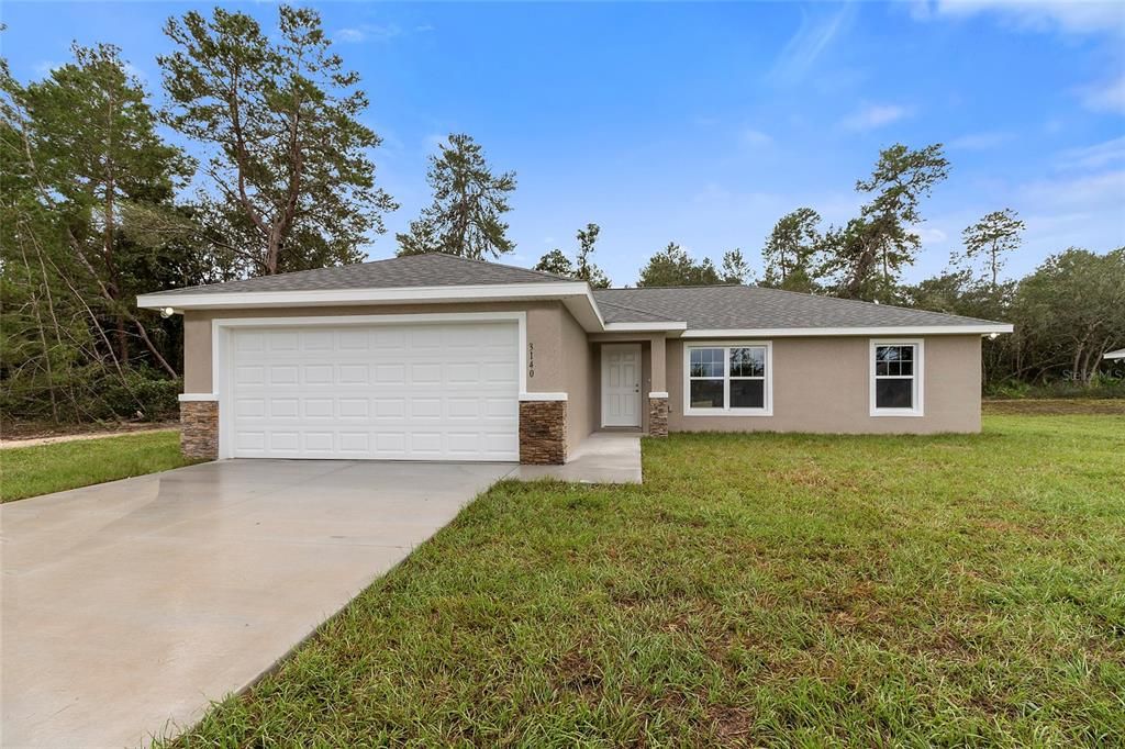 Recently Sold: $239,000 (3 beds, 2 baths, 1399 Square Feet)