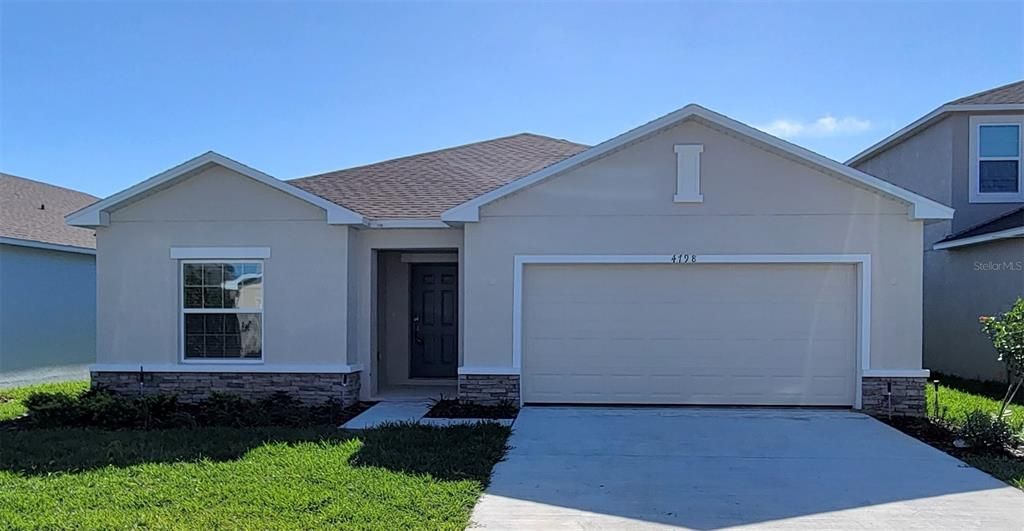 Recently Rented: $2,225 (4 beds, 2 baths, 1848 Square Feet)