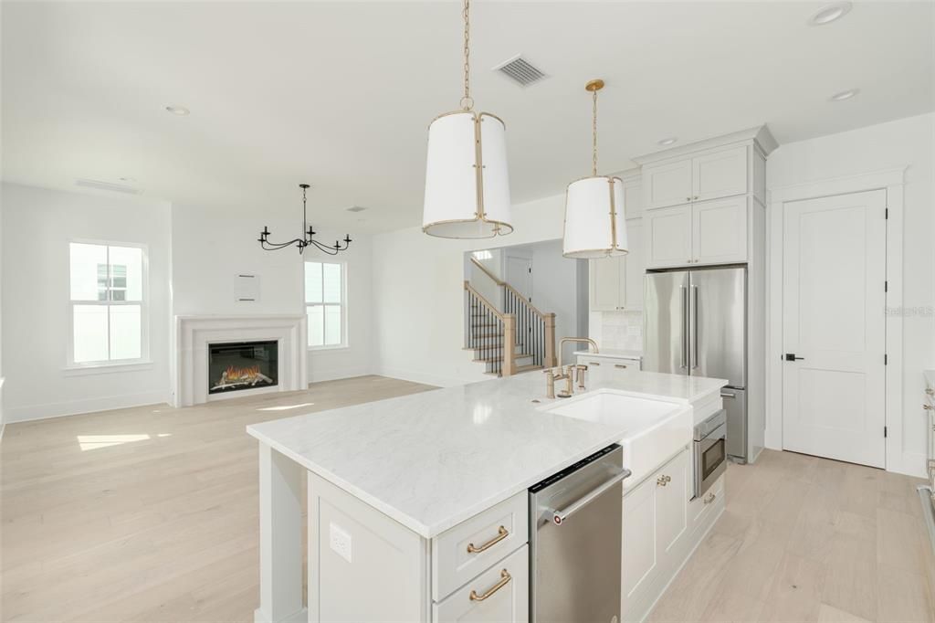 Active With Contract: $1,625,000 (4 beds, 4 baths, 3398 Square Feet)