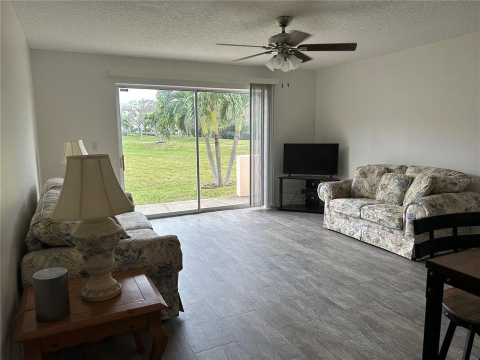 For Sale: $336,000 (2 beds, 2 baths, 1400 Square Feet)