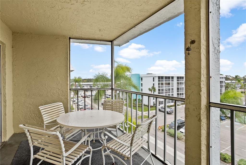 Recently Sold: $209,000 (2 beds, 2 baths, 1145 Square Feet)
