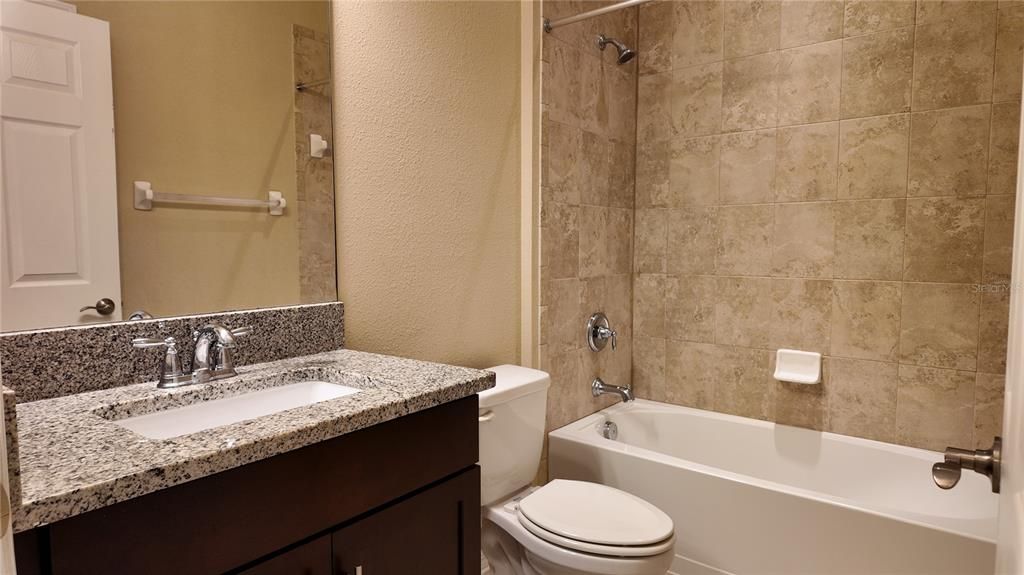 Недавно арендовано: $2,300 (4 спален, 3 ванн, 2313 Квадратных фут)