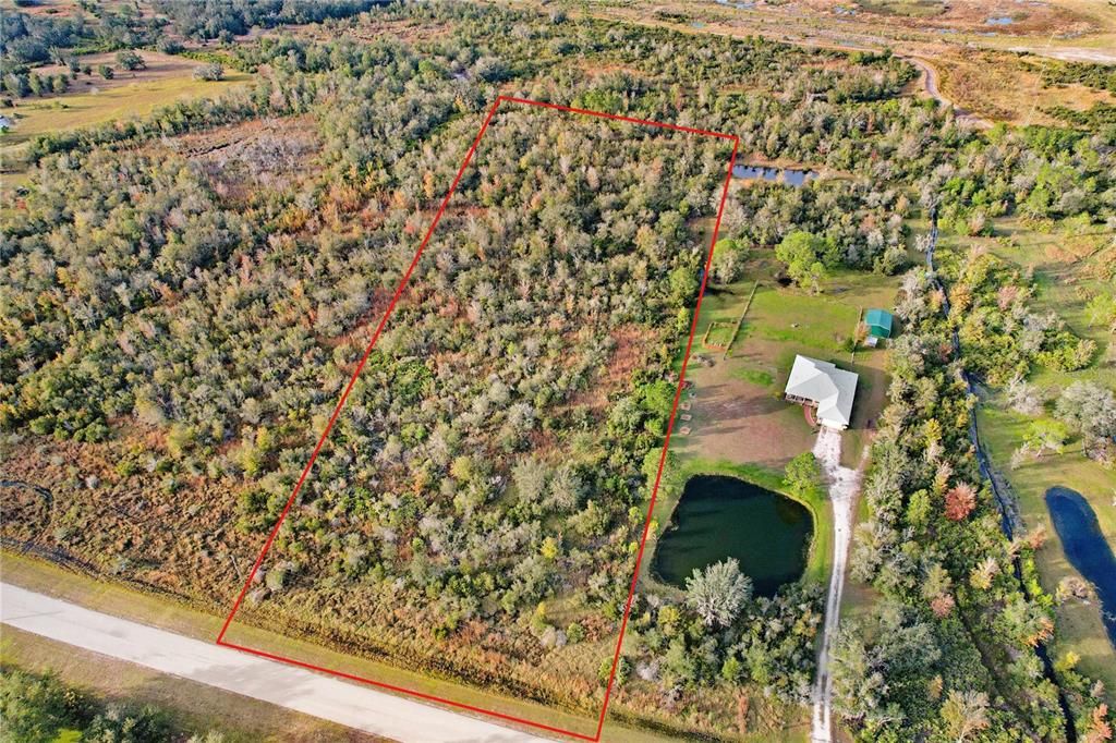 На продажу: $230,000 (5.21 acres)