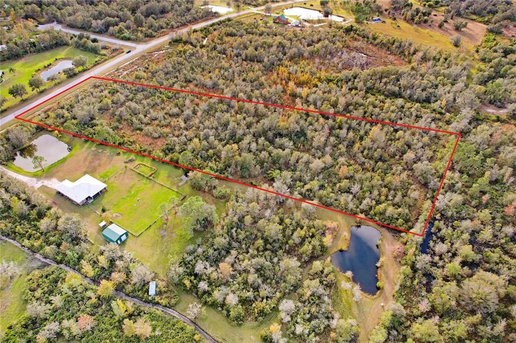 На продажу: $230,000 (5.21 acres)