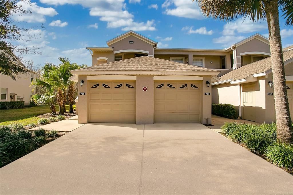 Recently Sold: $339,000 (2 beds, 2 baths, 1438 Square Feet)