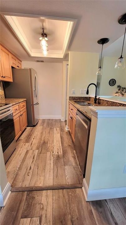 For Sale: $489,000 (2 beds, 2 baths, 1423 Square Feet)