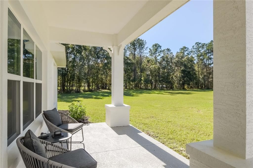Recently Sold: $1,650,000 (3 beds, 3 baths, 2504 Square Feet)