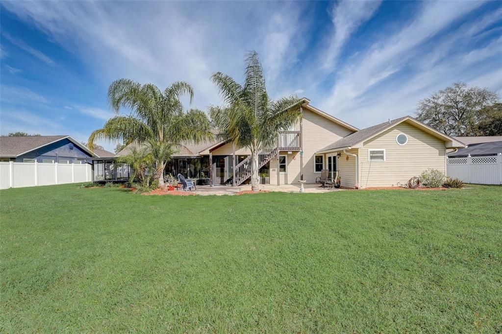 Recently Sold: $603,000 (5 beds, 3 baths, 2606 Square Feet)