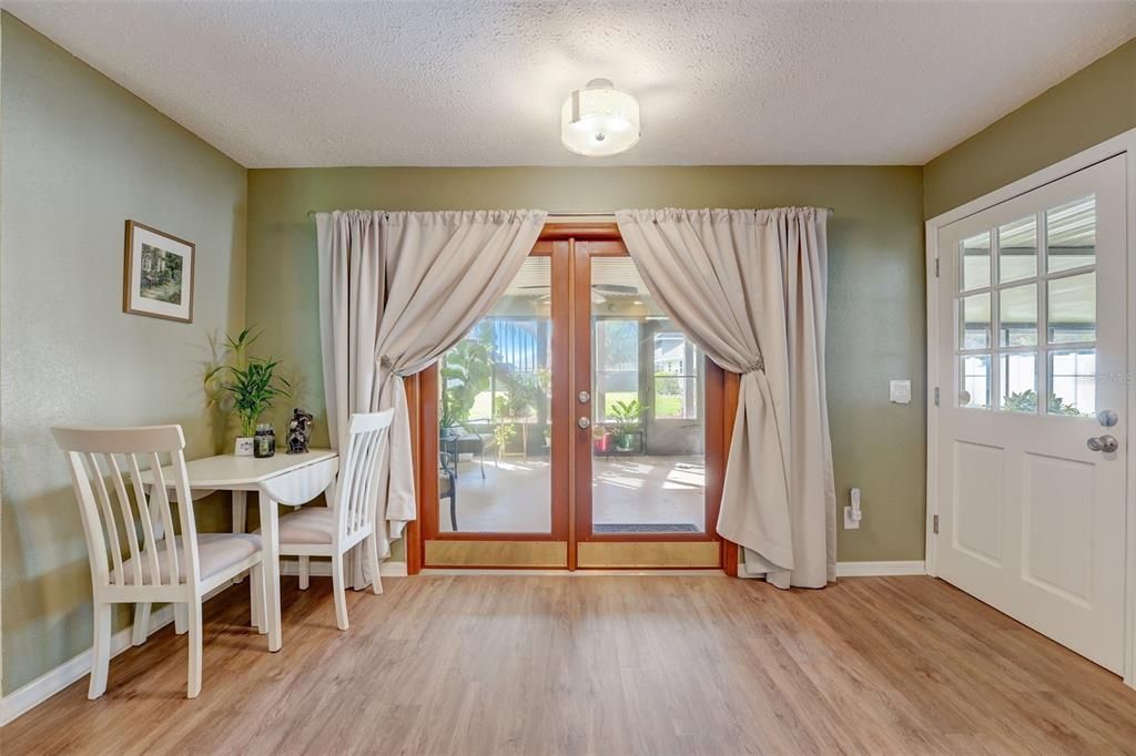 access Lanai via French doors and side door