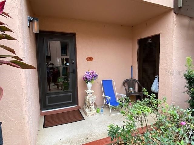 Недавно продано: $146,000 (2 спален, 2 ванн, 1050 Квадратных фут)